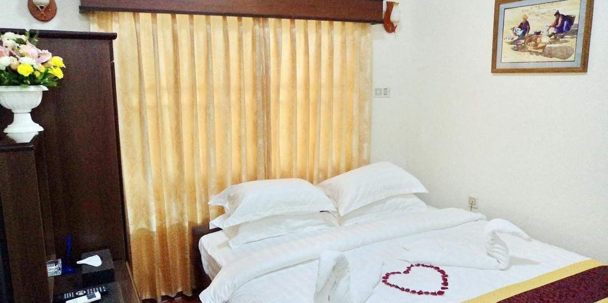 Hotel Sahara Мандалей Екстериор снимка